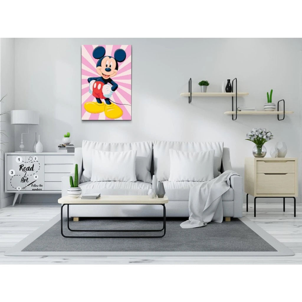 Disney Diamond Painting med Mickey Mouse i rosa bakgrund